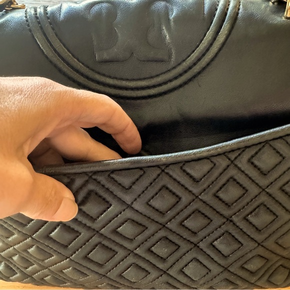Black Tory Burch Fleming Convertible Bag Quilted Leather Crossbody or Shoulder - Picture 10 of 11